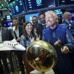 Richard Branson sẽ trở thành vị tỷ phú đầu tiên bay vào vũ trụ