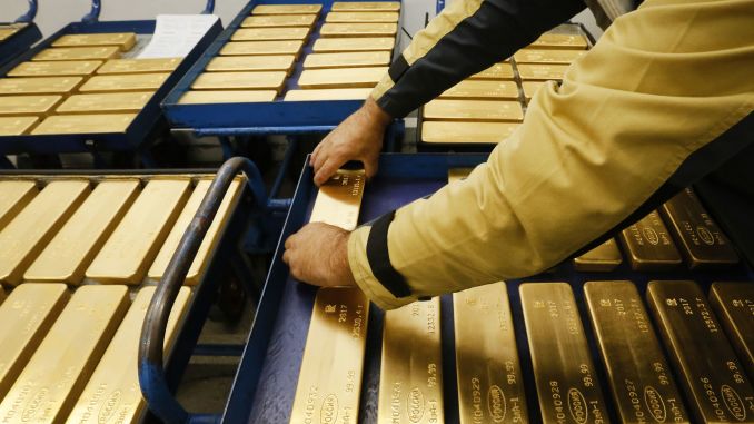 Lượng vàng dự trữ tại các ngân hàng trung ương toàn cầu cao nhất sau 31 năm